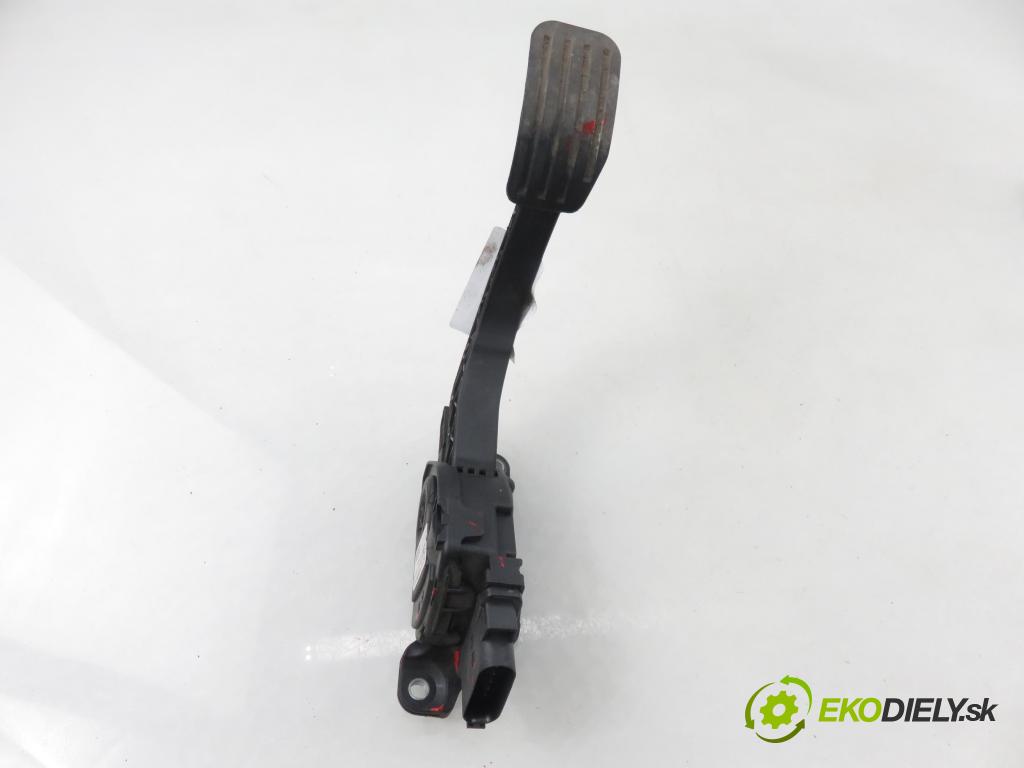 FORD MONDEO IV (BA7) LIFTBACK 2013 88,00 1.6 Ti - KGBA 1596,00 Potenciometer plynu 6PV01083414 ; 6G929F836RD (Potenciometer plynového pedálu)