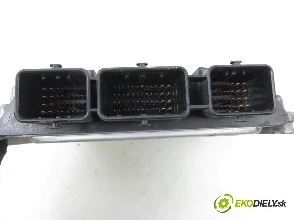 RENAULT LAGUNA II Grandtour (KG0/1_) KOMBI 2006 0,00 1.9 dCi (KG12) - F9Q 758 1870,00 Riadiaca jednotka Motor 0281012770 ; 8200527713 ; 8200631577