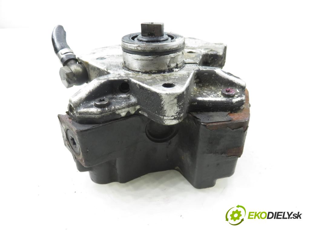 VOLVO V70 II SW (285) KOMBI 2007 136,00 2.4 D5 - D 5244 T4 2400,00 Pumpa vysokého tlaku 30756125 ; 0928400573 ; 0445010111