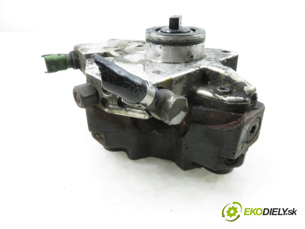 VOLVO V70 II SW (285) KOMBI 2007 136,00 2.4 D5 - D 5244 T4 2400,00 Pumpa vysokého tlaku 30756125 ; 0928400573 ; 0445010111