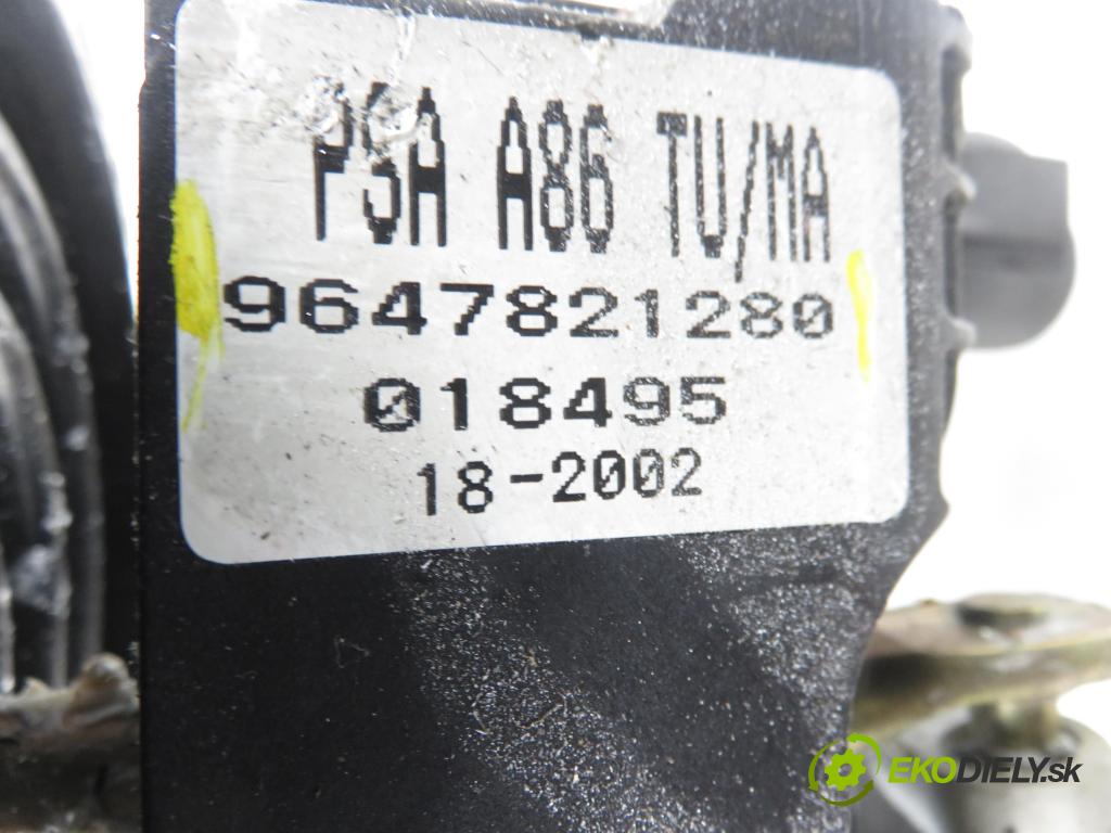 CITROEN C3 I (FC_) HB 2003 54,00 1.4 i - KFV (TU3JP) 1360,00 ZVEDÁK: 9647821280