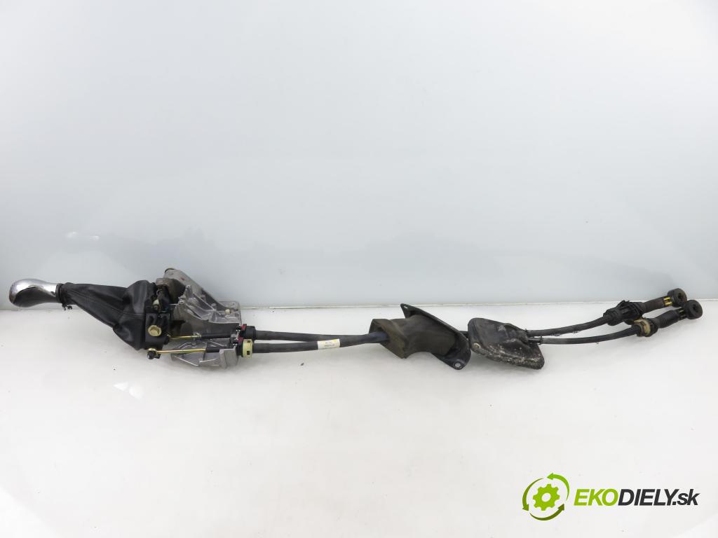 CITROEN XSARA PICASSO (N68) MINIVAN 2000 66,00 2.0 HDi - RHY (DW10TD) 1997,00 ZVEDÁK: 3579601 ; 3355501