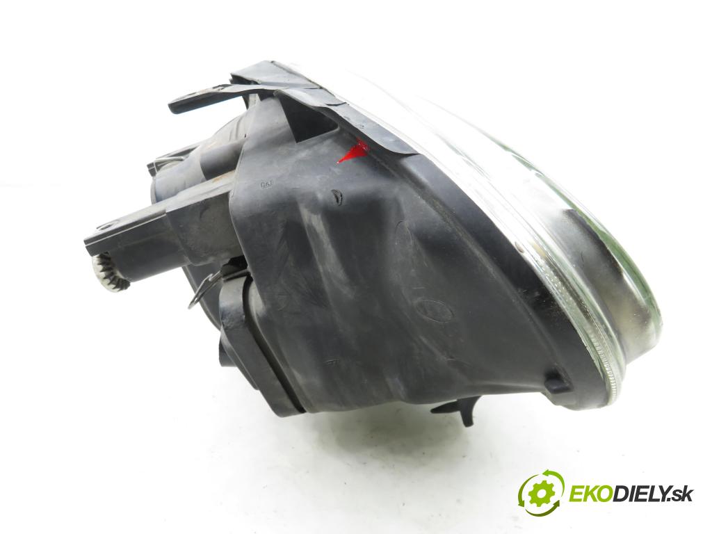 VW GOLF IV (1J1) HB 1998 66,00 1.9 TDI 90 - ALH 1896,00 Svetlo LP 1J1941015C