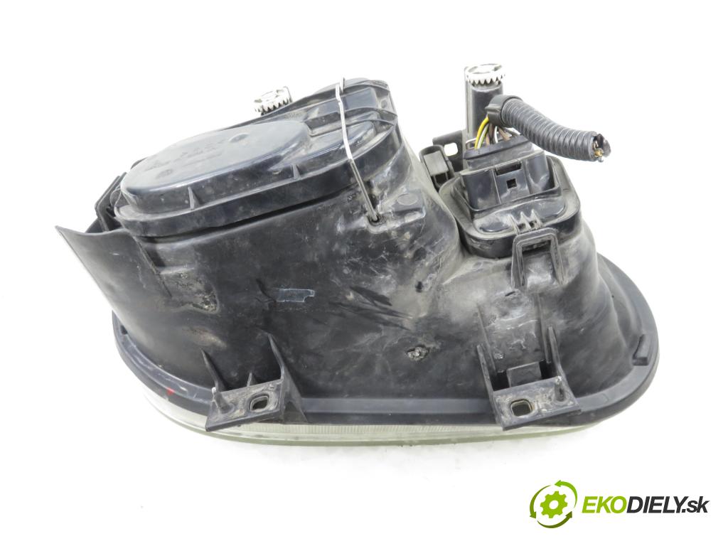 VW GOLF IV (1J1) HB 1998 66,00 1.9 TDI 90 - ALH 1896,00 Svetlo LP 1J1941015C