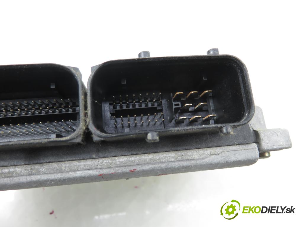 VW GOLF IV (1J1) HB 2002 77,00 1.6 16V - BCB 1598,00 Riadiaca jednotka Motor 036906034DR ; 6160066608 ; IAW4MVDR