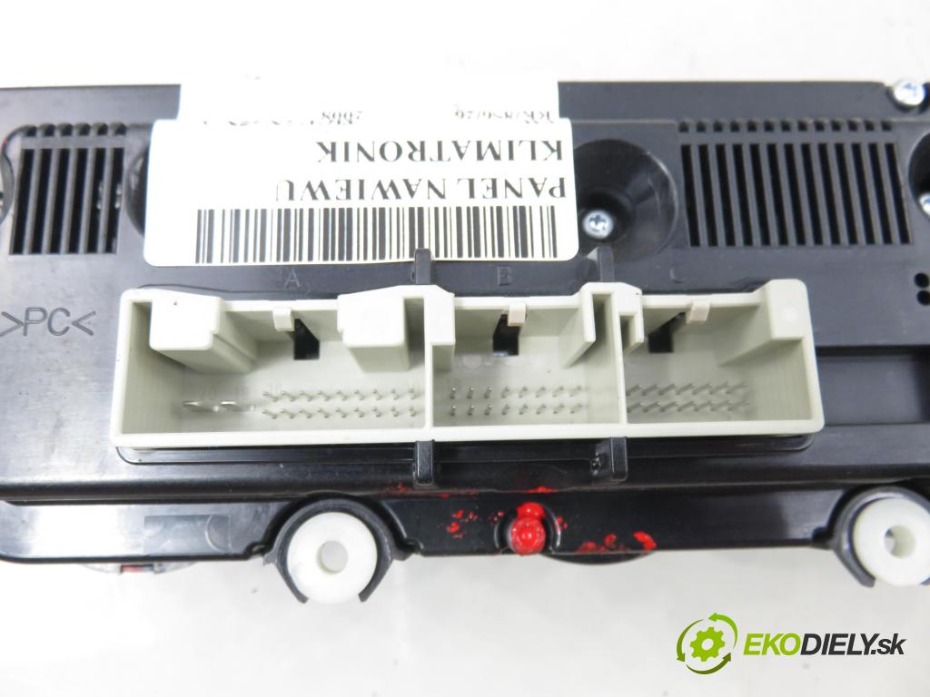 VW TIGUAN (5N_) SUV 2008 103,00 2.0 TDI 4motion - CBAB 1968,00 Panel kúrenia KLIMATRONIK 1K0907044DE
