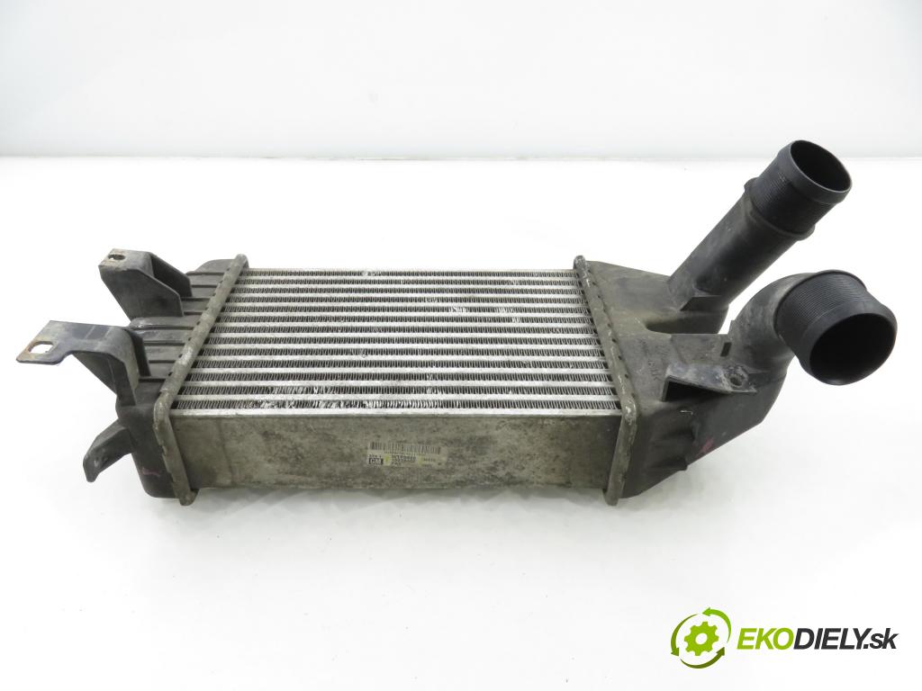 OPEL ZAFIRA B (A05) MINIVAN 2007 88,00 1.9 CDTI 8V 120 - Z 19 DT 1910,00 chladič intercooler 13213402
