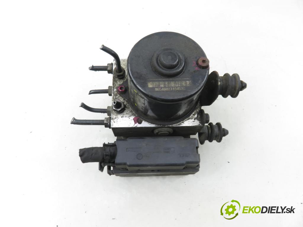 VW TOURAN (1T1, 1T2) MINIVAN 2004 74,00 1.9 TDI PD 100 - AVQ 1896,00 Pumpa ABS 1K0907379K ; 10096003483 ; 1K0614517H (Pumpa ABS)