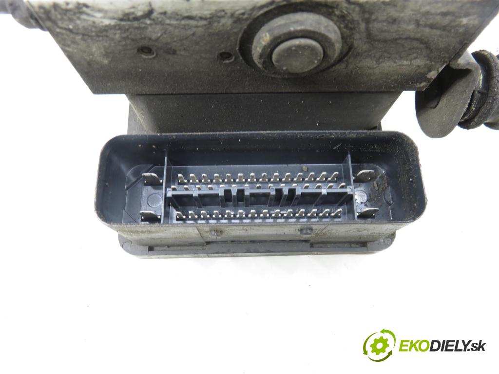 VW TOURAN (1T1, 1T2) MINIVAN 2004 74,00 1.9 TDI PD 100 - AVQ 1896,00 Pumpa ABS 1K0907379K ; 10096003483 ; 1K0614517H (Pumpa ABS)