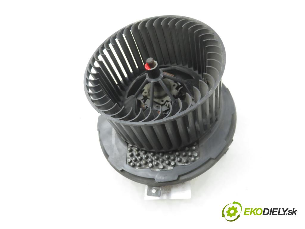 VW TIGUAN (5N_) SUV 2008 103,00 2.0 TDI 4motion - CBAB 1968,00 ventilátor větráku 3C1820015L ; F011500045 ; 3C0907521D