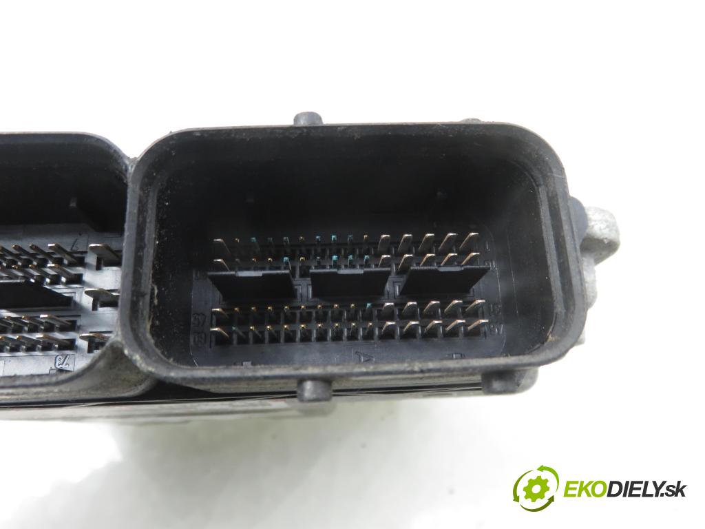 VW TIGUAN (5N_) SUV 2008 103,00 2.0 TDI 4motion - CBAB 1968,00 Riadiaca jednotka Motor 0281015192 ; 03L906022GT