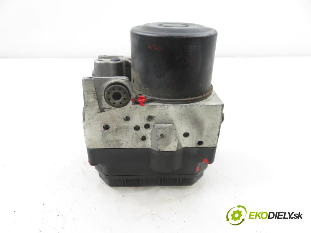 TOYOTA RAV 4 II (_A2_) SUV 2005 85,00 2.0 D-4D 4WD (CLA20_, CLA21_) - 1CD-FTV 1995,00 Pumpa ABS 4454042040 ; 8954142140 ; 1338007450 (Pumpa ABS)