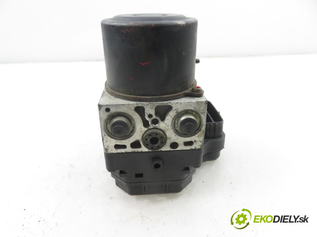 TOYOTA RAV 4 II (_A2_) SUV 2005 85,00 2.0 D-4D 4WD (CLA20_, CLA21_) - 1CD-FTV 1995,00 Pumpa ABS 4454042040 ; 8954142140 ; 1338007450 (Pumpa ABS)