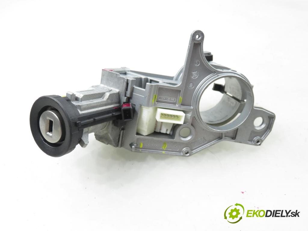 OPEL ASTRA H Kombi (A04) KOMBI 2009 81,00 1.7 CDTI - Z 17 DTJ 1686,00 spinačka 2421430 ; N0501881 ; N0501882 (Spínacia skrinka)