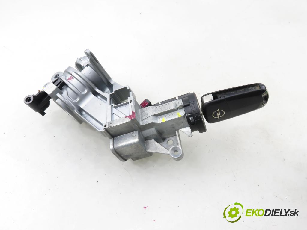 OPEL ASTRA H Kombi (A04) KOMBI 2009 81,00 1.7 CDTI - Z 17 DTJ 1686,00 spinačka 2421430 ; N0501881 ; N0501882 (Spínacia skrinka)