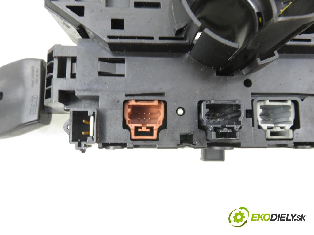 PEUGEOT 307 (3A/C) HB 2002 50,00 1.4 HDi - 8HZ (DV4TD) 1398,00 páčka/prepínač 96530935XT