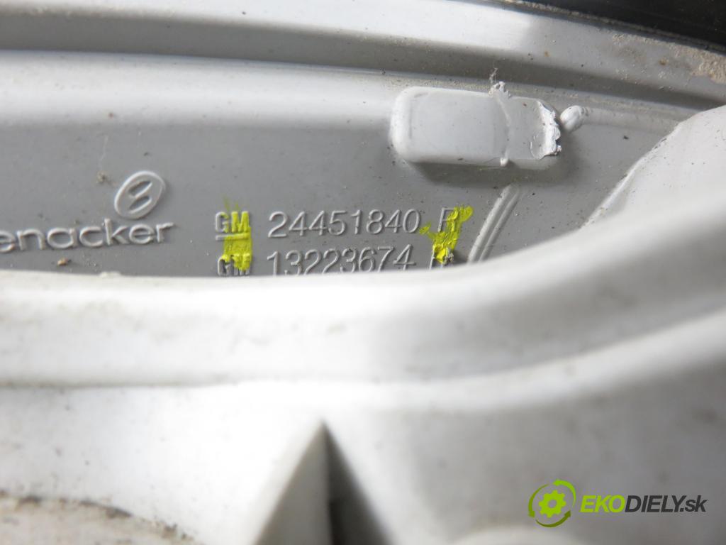 OPEL ASTRA H Kombi (A04) KOMBI 2009 81,00 1.7 CDTI - Z 17 DTJ 1686,00 světlo pravé zadní 13223674 ; 24451840