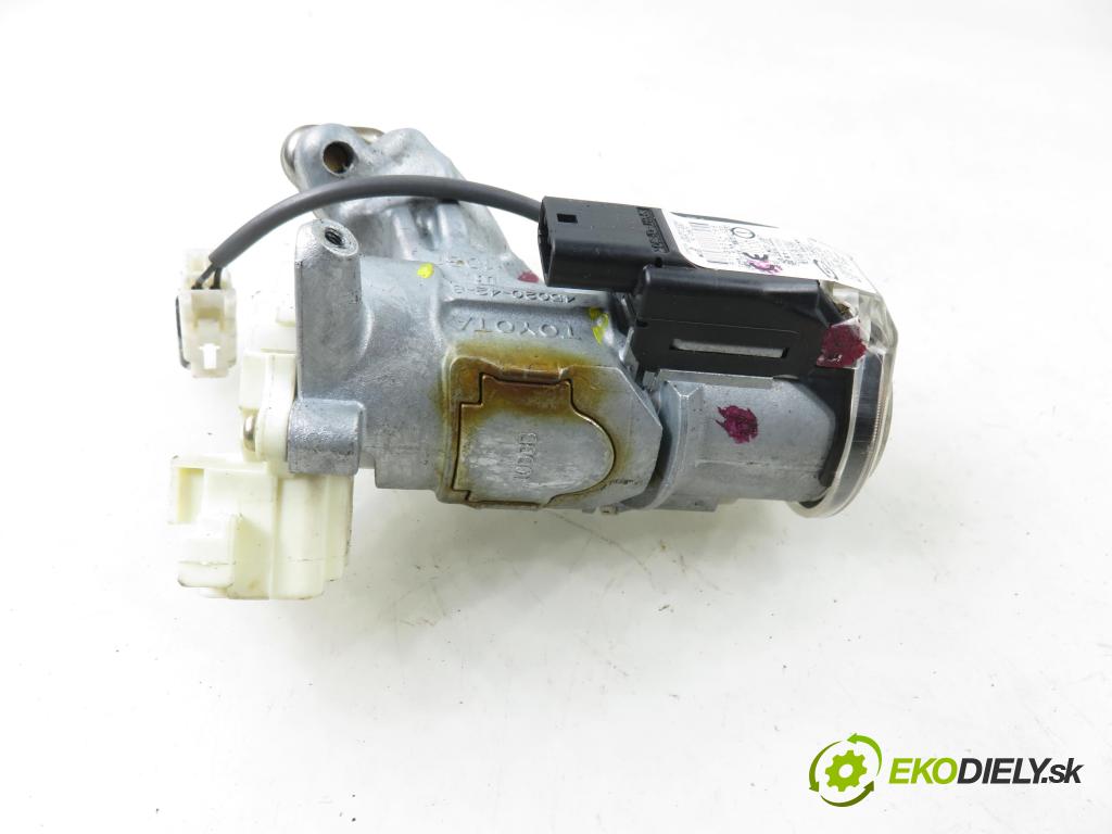 TOYOTA RAV 4 II (_A2_) SUV 2003 85,00 2.0 D-4D 4WD (CLA20_, CLA21_) - 1CD-FTV 1995,00 spinačka / zámky 45020423 ; 8978352040
