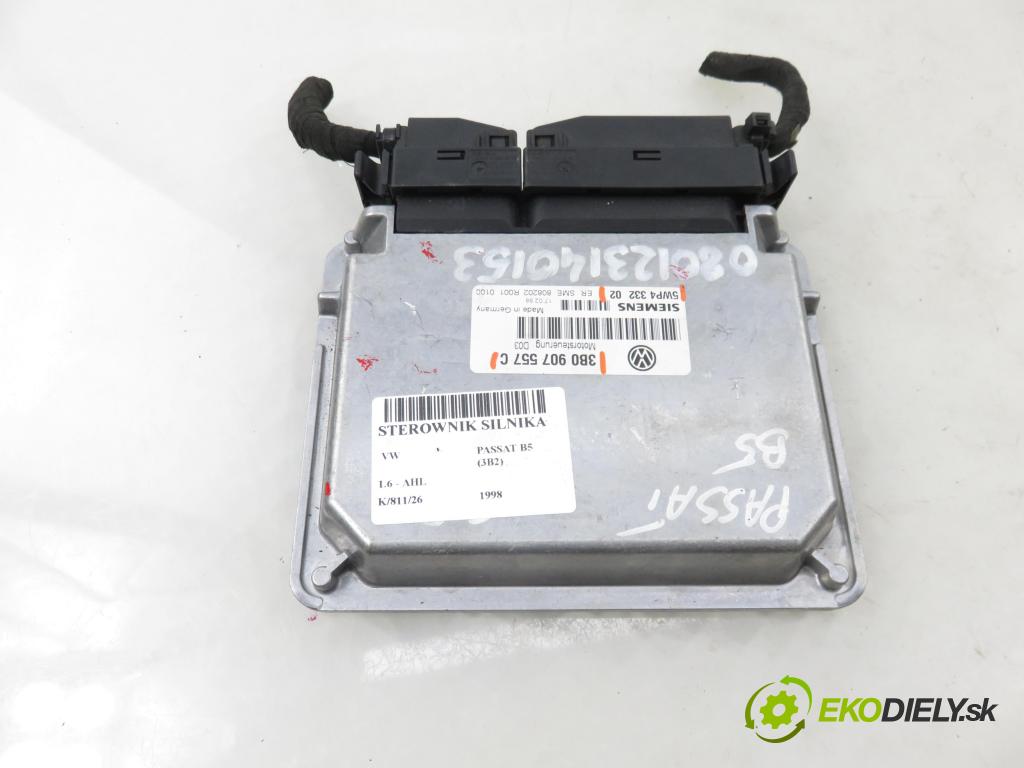 VW PASSAT B5 (3B2) SEDAN 1998 74,00 1.6 - AHL 1595,00 Riadiaca jednotka Motor 5WP433202 ; 3B0907557C