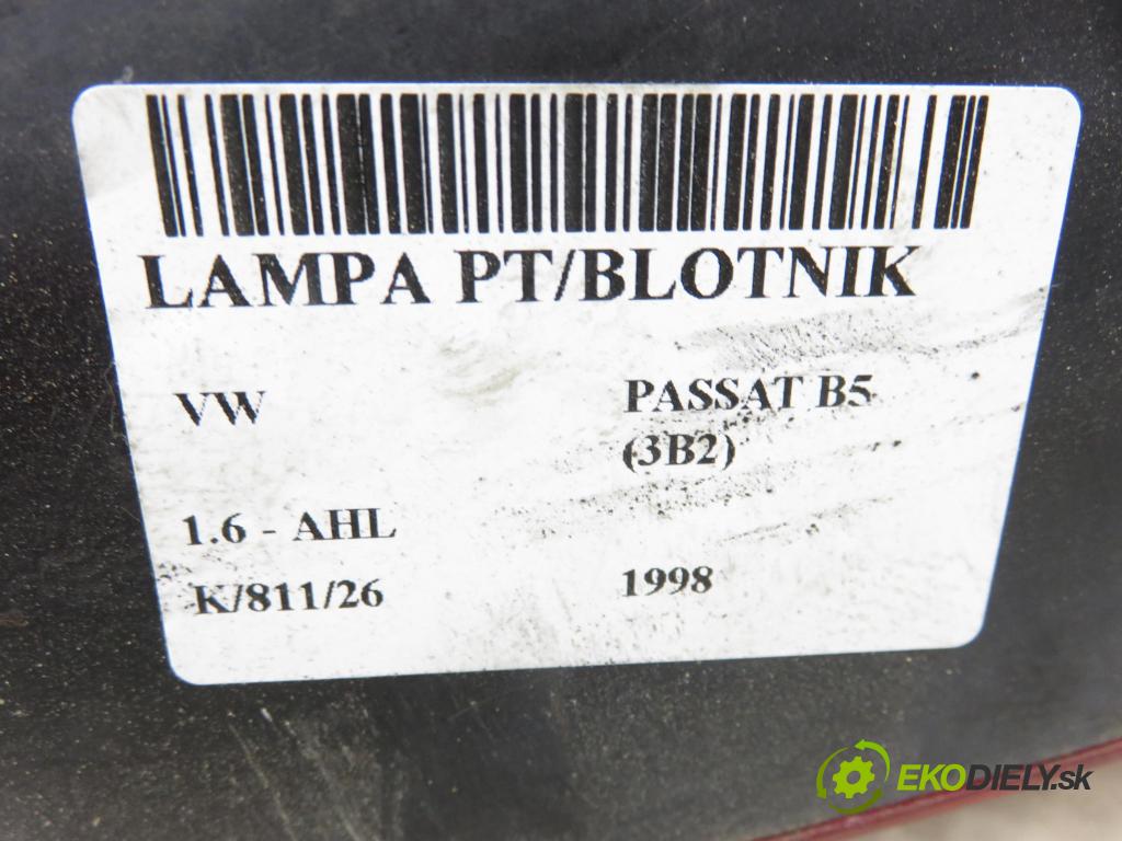 VW PASSAT B5 (3B2) SEDAN 1998 74,00 1.6 - AHL 1595,00 Svetlo pravé zadné 3B5945096F