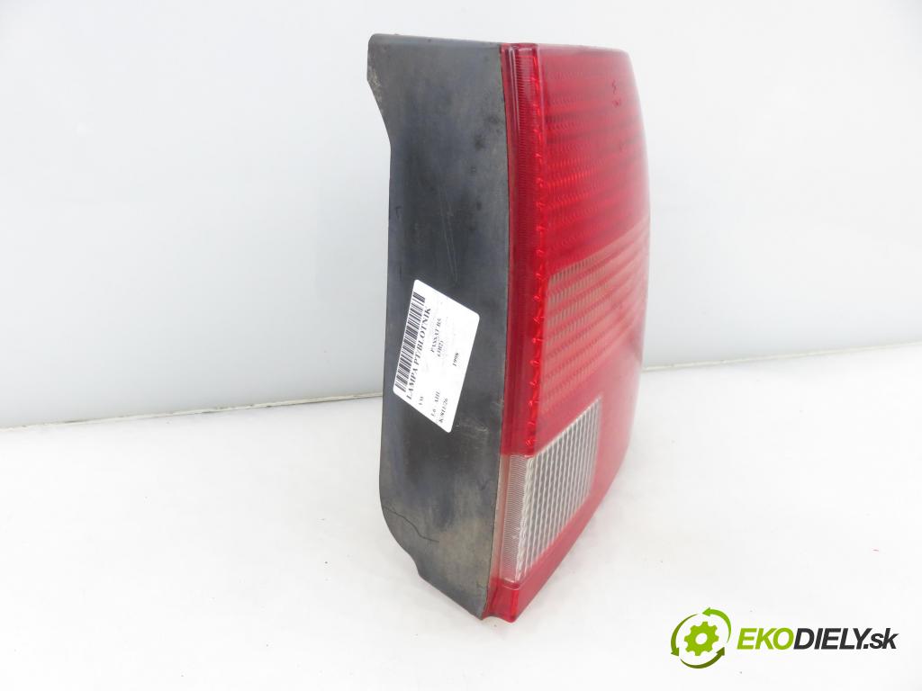 VW PASSAT B5 (3B2) SEDAN 1998 74,00 1.6 - AHL 1595,00 Svetlo pravé zadné 3B5945096F