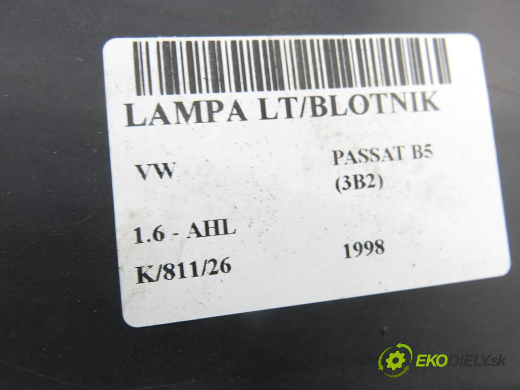 VW PASSAT B5 (3B2) SEDAN 1998 74,00 1.6 - AHL 1595,00 Svetlo ľavé zadné 3B5945095F