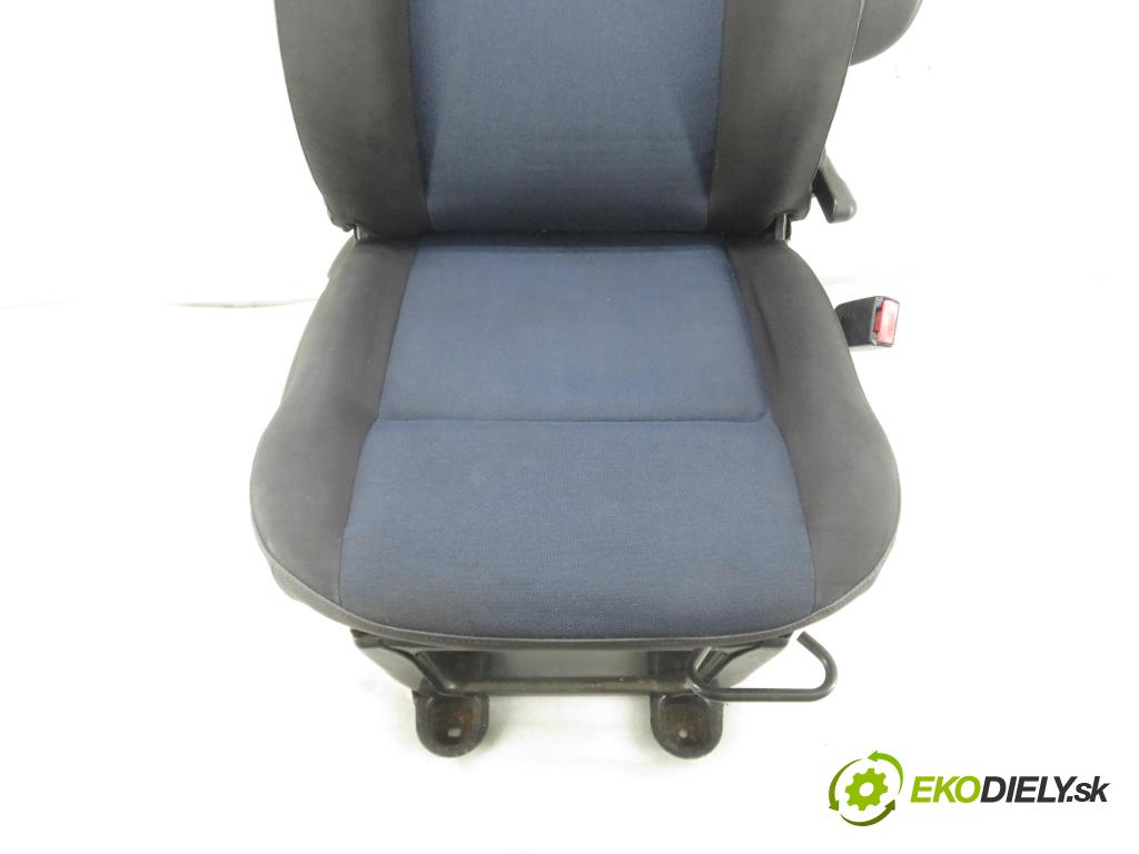 RENAULT MASTER III Platforma / podwozie (EV, HV, UV) KABINA/PLATFORMA 2015 120,00 2.3 dCi 165 FWD - M9T 702 2298,00 Sedadlo CESTUJÚCI/PP