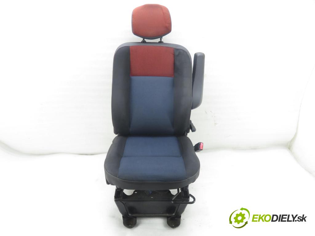 RENAULT MASTER III Platforma / podwozie (EV, HV, UV) KABINA/PLATFORMA 2015 120,00 2.3 dCi 165 FWD - M9T 702 2298,00 Sedadlo CESTUJÚCI/PP