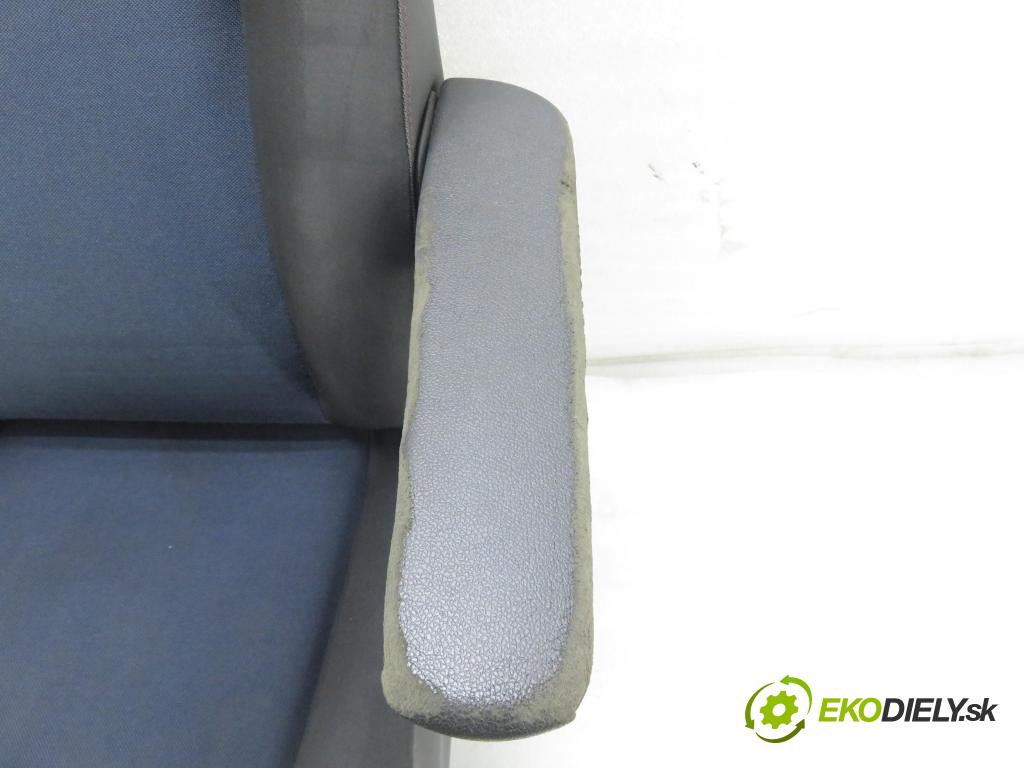 RENAULT MASTER III Platforma / podwozie (EV, HV, UV) KABINA/PLATFORMA 2015 120,00 2.3 dCi 165 FWD - M9T 702 2298,00 Sedadlo CESTUJÚCI/PP