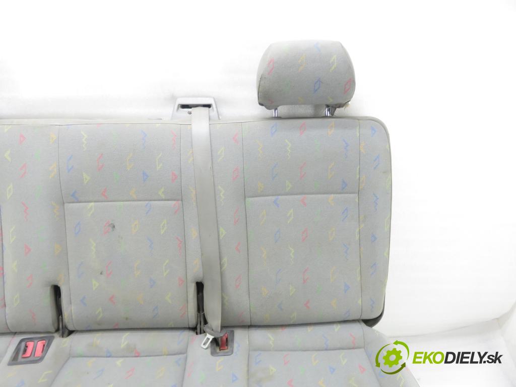 VW TRANSPORTER V Autobus (7HB, 7HJ, 7EB, 7EJ, 7EF, 7EG, 7HF, 7E BUS 2003 77,00 1.9 TDI - AXB 1896,00 Sedadlo zadná