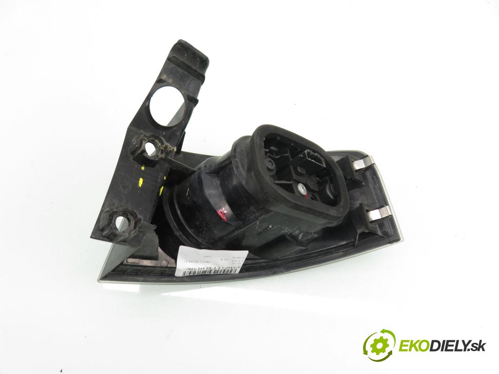SEAT IBIZA III (6L1) HB 2005 74,00 1.4 16V - AUB 1390,00 Svetlo ľavé zadné 6L6945095D ; 6L6945111G