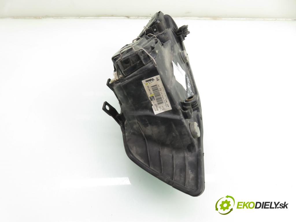 SEAT IBIZA III (6L1) HB 2005 74,00 1.4 16V - AUB 1390,00 světlo PP 6L1941030