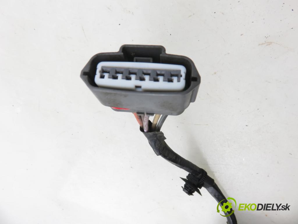 RENAULT MASTER III Platforma / podwozie (EV, HV, UV) KABINA/PLATFORMA 2017 120,00 2.3 dCi 165 FWD - M9T 702 2298,00 BALÍČEK: elektrická 240544488R