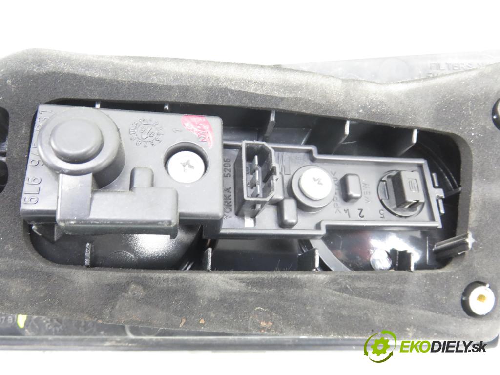 SEAT IBIZA III (6L1) HB 2005 74,00 1.4 16V - AUB 1390,00 Svetlo ľavé zadné kufor 6L6945093D ; 6L6945107B