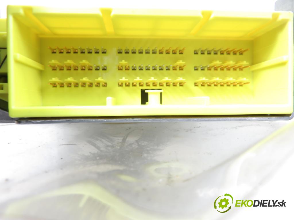 TOYOTA RAV 4 II (_A2_) SUV 2003 85,00 2.0 D-4D 4WD (CLA20_, CLA21_) - 1CD-FTV 1995,00 MODUL air BAG 8917042160 ; 1523006912
