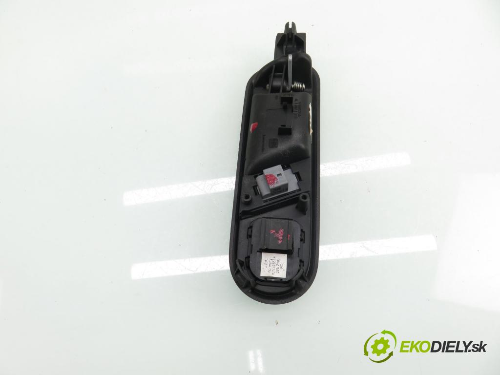 SEAT IBIZA III (6L1) HB 2005 74,00 1.4 16V - AUB 1390,00 Kľučka LPW 6L1837113B