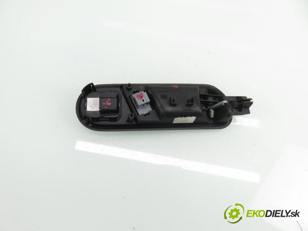 SEAT IBIZA III (6L1) HB 2005 74,00 1.4 16V - AUB 1390,00 Kľučka LPW 6L1837113B