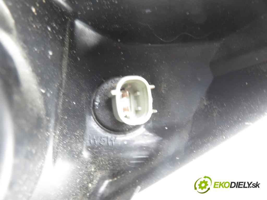 TOYOTA RAV 4 II (_A2_) SUV 2003 85,00 2.0 D-4D 4WD (CLA20_, CLA21_) - 1CD-FTV 1995,00 Svetlo PP