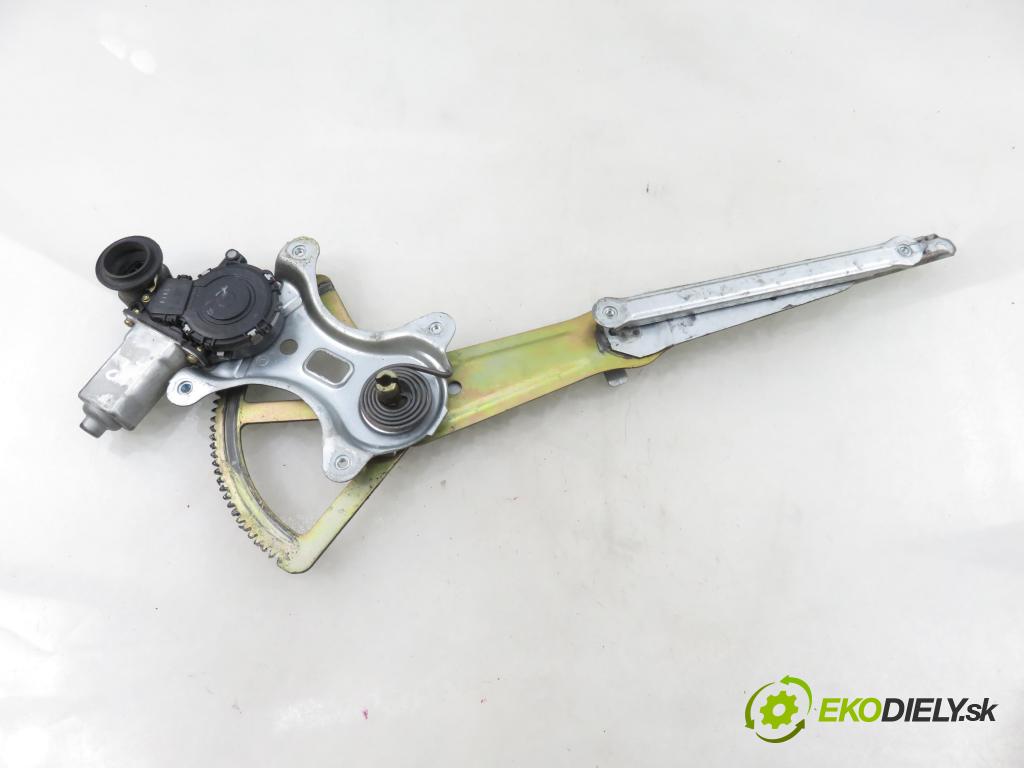 TOYOTA RAV 4 II (_A2_) SUV 2003 85,00 2.0 D-4D 4WD (CLA20_, CLA21_) - 1CD-FTV 1995,00 Mechanizmus okien 8572042070 ; 0620401160