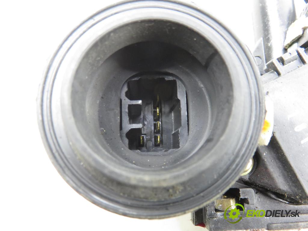 TOYOTA RAV 4 II (_A2_) SUV 2003 85,00 2.0 D-4D 4WD (CLA20_, CLA21_) - 1CD-FTV 1995,00 Mechanizmus okien 8572042070 ; 0620401160
