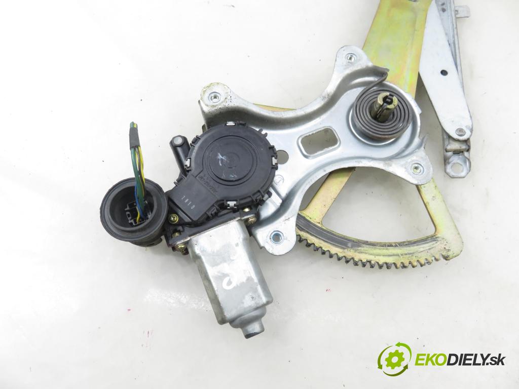 TOYOTA RAV 4 II (_A2_) SUV 2003 85,00 2.0 D-4D 4WD (CLA20_, CLA21_) - 1CD-FTV 1995,00 Mechanizmus okien 8572042070 ; 0620401160