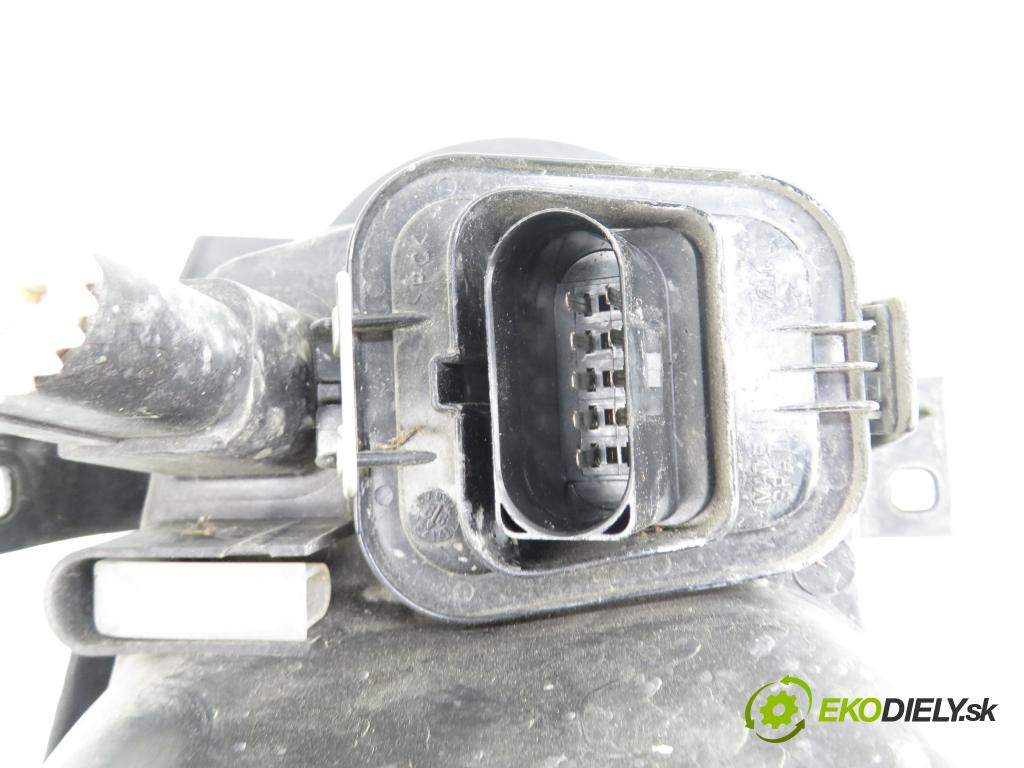 VW GOLF IV (1J1) HB 1999 55,00 1.4 16V - BCA 1390,00 Svetlo LP 1J1941015B