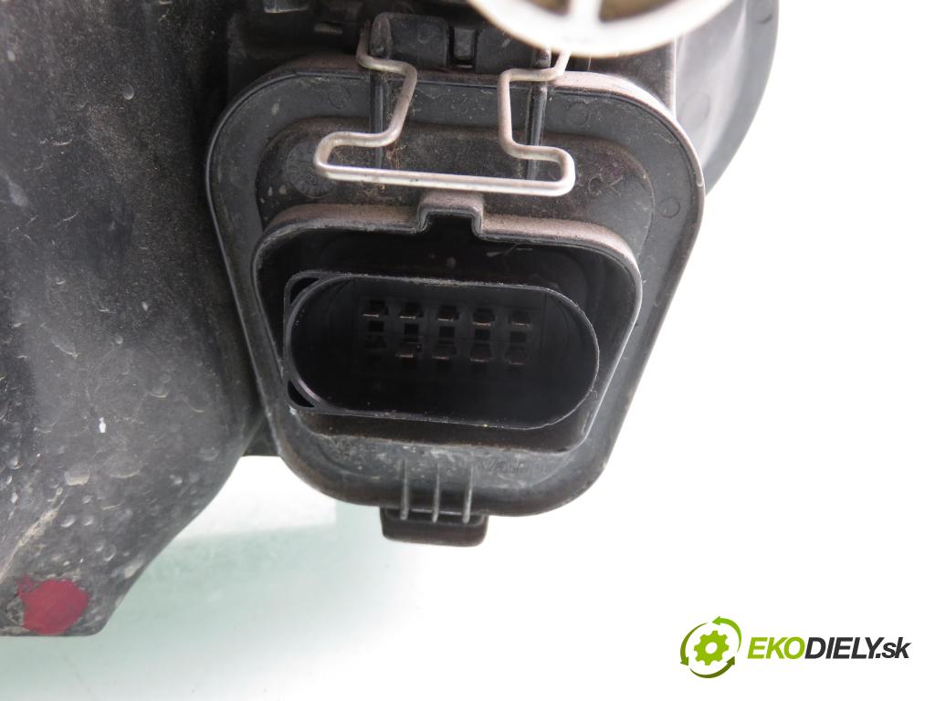 VW GOLF IV (1J1) HB 1999 55,00 1.4 16V - BCA 1390,00 Svetlo LP 1J1941015B