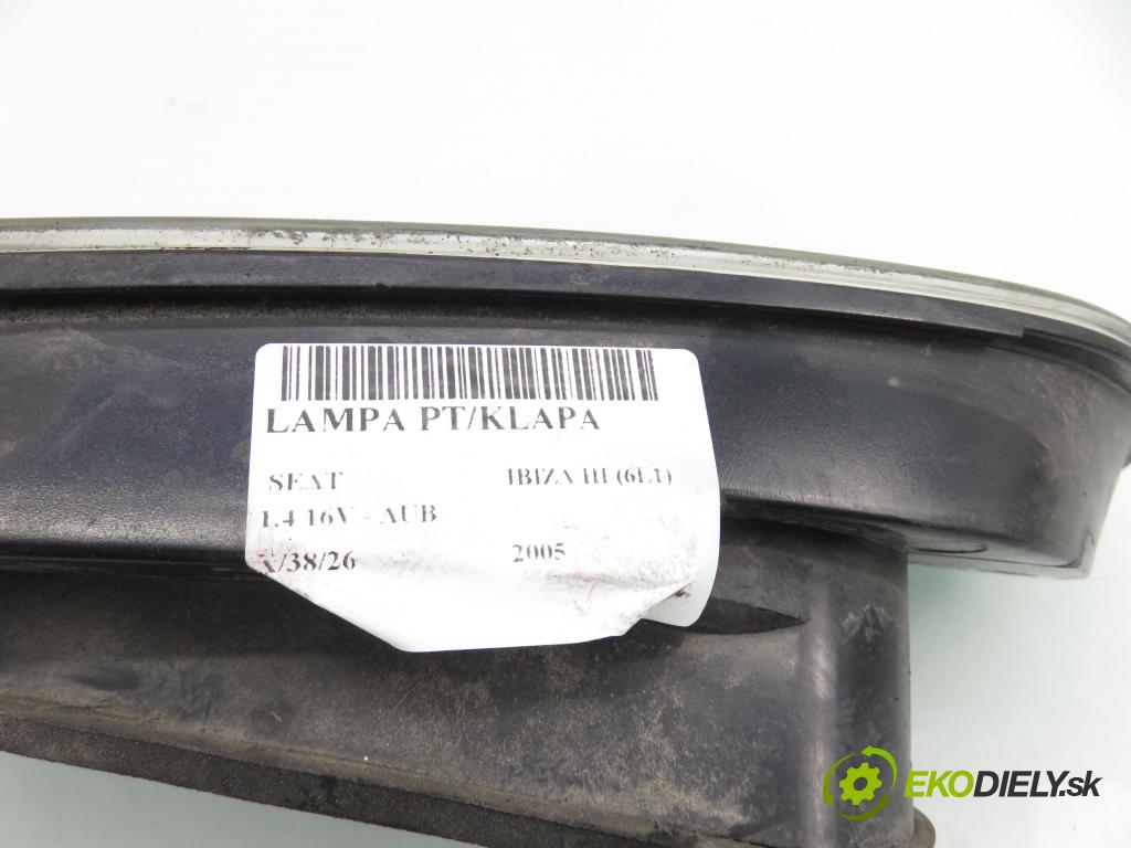 SEAT IBIZA III (6L1) HB 2005 74,00 1.4 16V - AUB 1390,00 Svetlo pravé zadné kufor 6L6945094D ; 6L6945108B