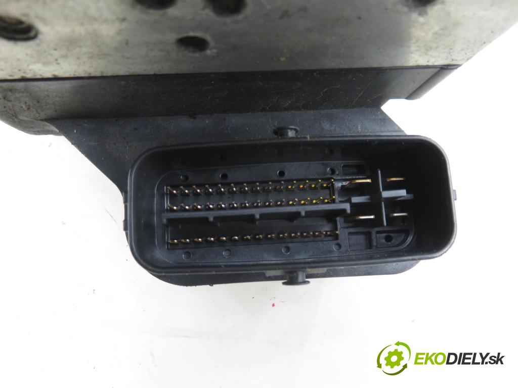 TOYOTA RAV 4 II (_A2_) SUV 2003 85,00 2.0 D-4D 4WD (CLA20_, CLA21_) - 1CD-FTV 1995,00 Pumpa ABS 4454042040 ; 8954142140 ; 1338007450 (Pumpa ABS)