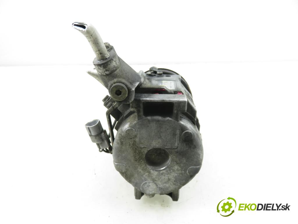 TOYOTA RAV 4 II (_A2_) SUV 2003 85,00 2.0 D-4D 4WD (CLA20_, CLA21_) - 1CD-FTV 1995,00 KOMPRESOR: klimatizácie 4472204303 (Kompresor klimatizácie)