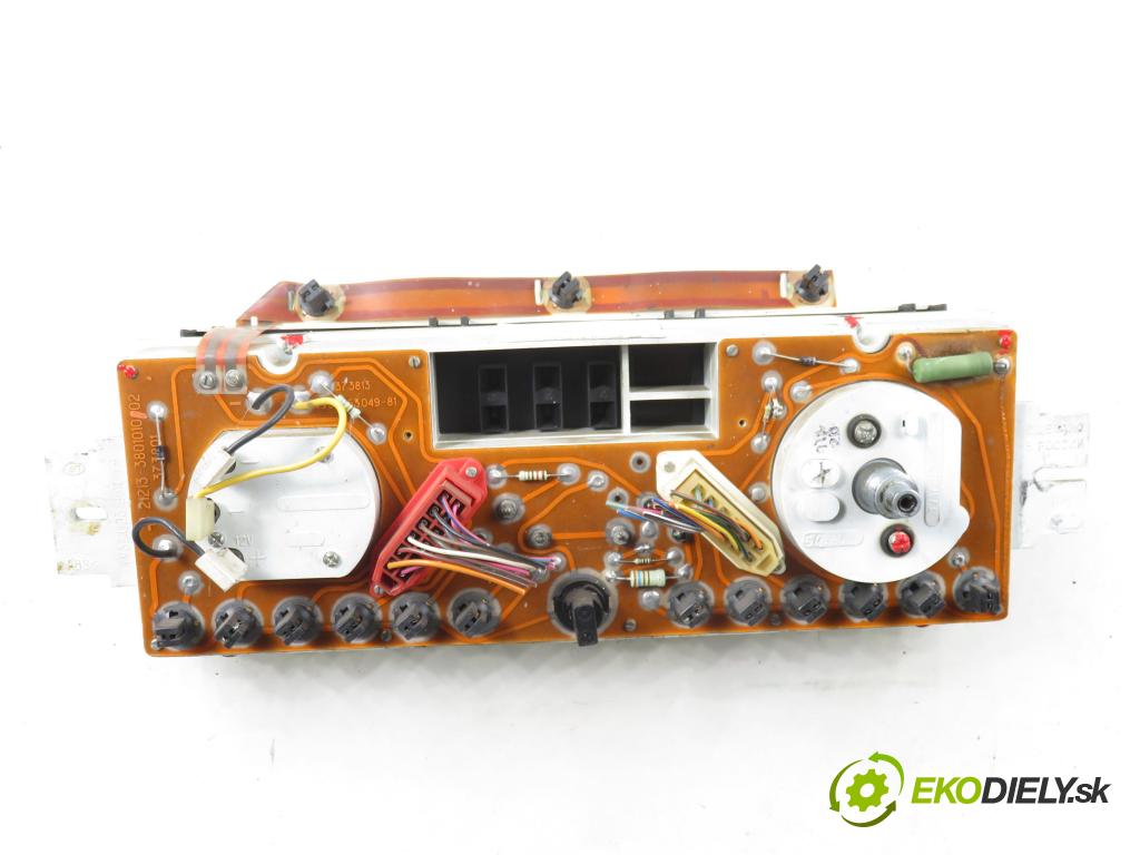 LADA NIVA (2121) TERENOWY 2001 59,00 1700 i 4x4 - BA3 21214 1690,00 Prístrojovka na ODKAZ: 212133801010