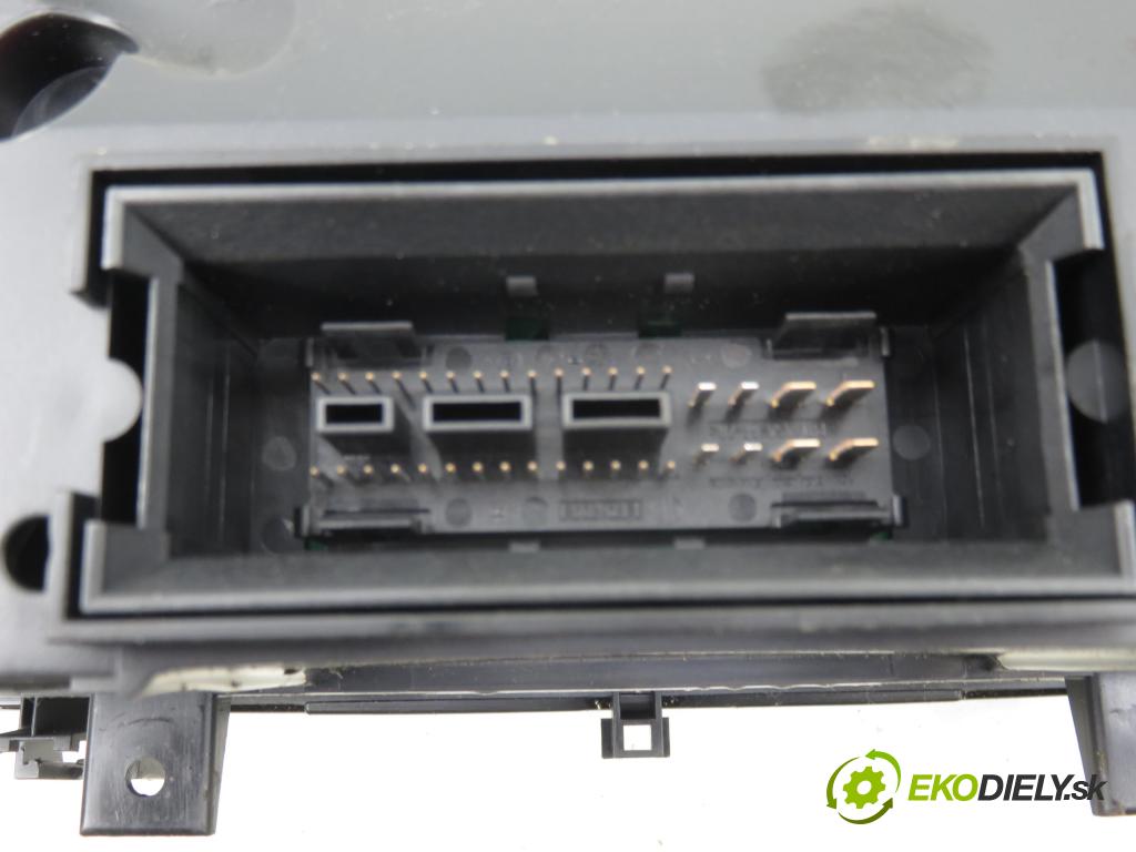 VW TOURAN (1T1, 1T2) MINIVAN 2008 125,00 2.0 TDI - BMN 1968,00 Prístrojovka elektrický 1T0920873E