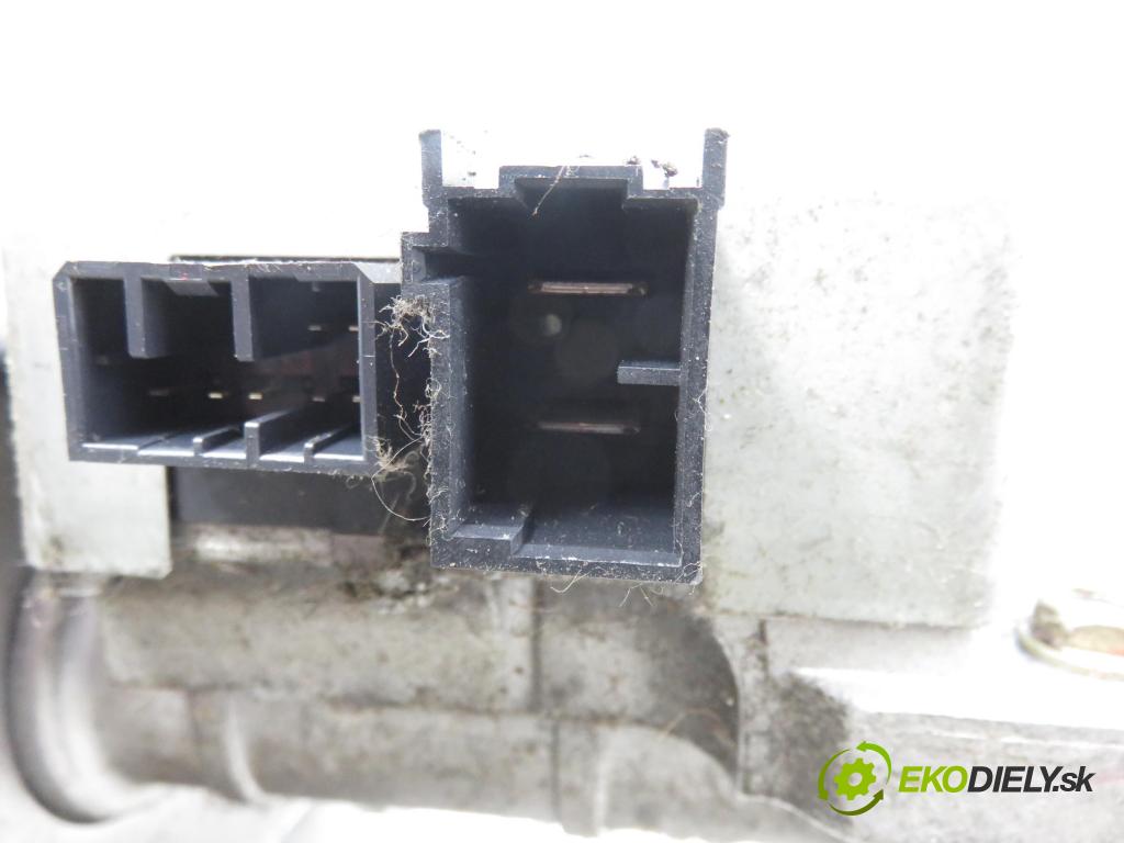 OPEL CORSA C (X01) HB 2000 55,00 1.2 - Z 12 XE 1199,00 serv/podporovanie elektrické 9156064 ; 09115125