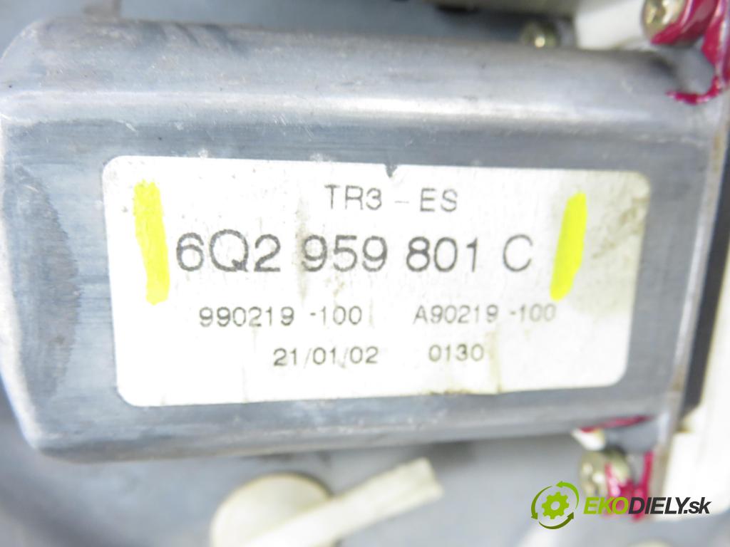 SEAT IBIZA III (6L1) HB 2005 74,00 1.4 16V - AUB 1390,00 Mechanizmus okien 3D 6Q2959801C ; 6L3837752AJ